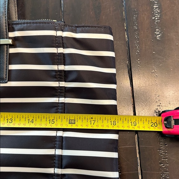 Kate spade tote - Picture 6 of 8
